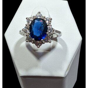Regal Elegant Blue And Silver Tone Gemmed Ring Size 5.75